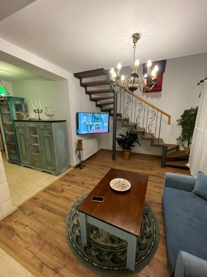 شقة Apartament Yannis ألبا يوليا المظهر الخارجي الصورة