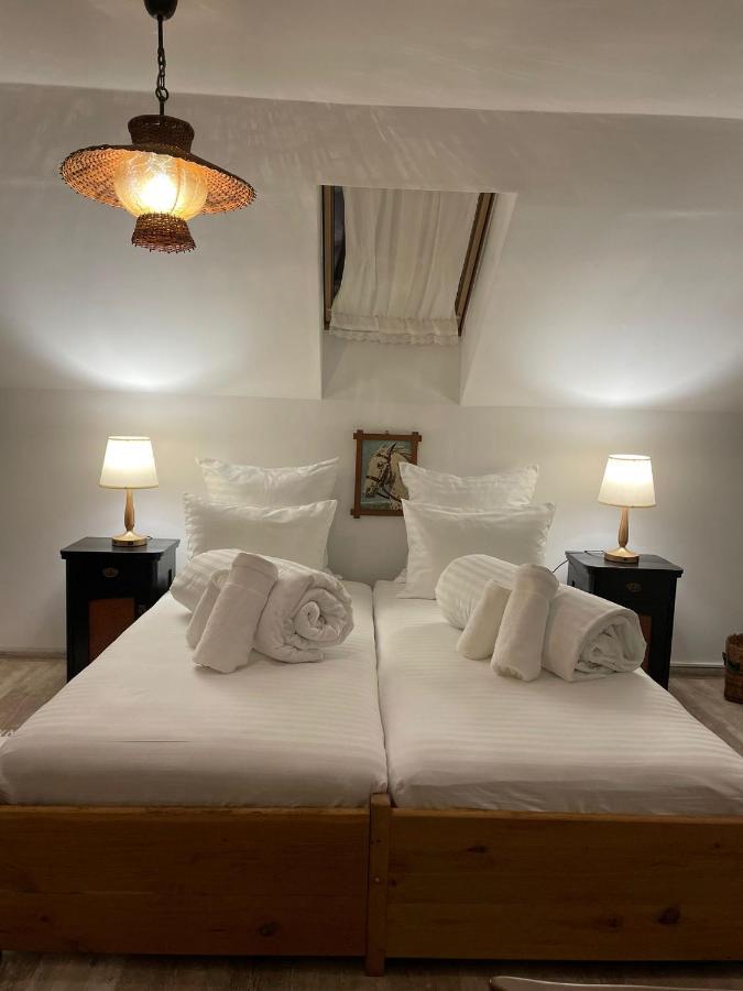 شقة Apartament Yannis ألبا يوليا المظهر الخارجي الصورة