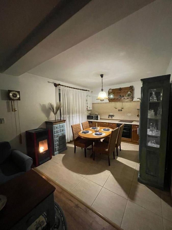 شقة Apartament Yannis ألبا يوليا المظهر الخارجي الصورة