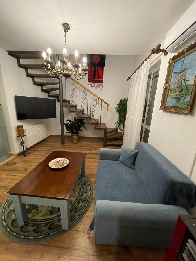 شقة Apartament Yannis ألبا يوليا المظهر الخارجي الصورة